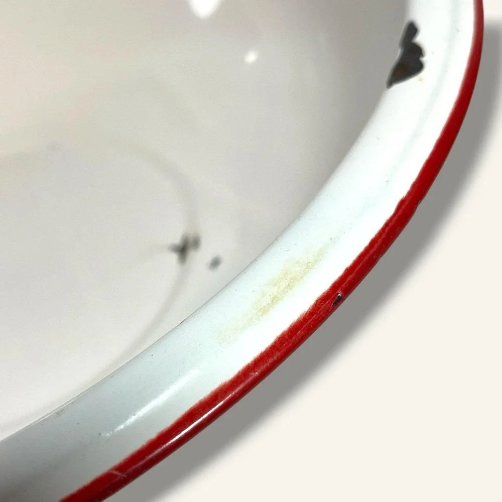 Vintage Enamel Wash Basin White Red Rim Farmhouse Country Primitive 12.5